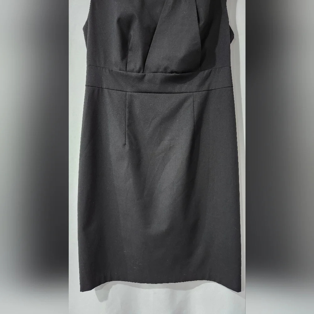 Sleeveless Lined Little Black Dress Size 8 Classic LBD Career Special Occasion - Picture 2 of 8